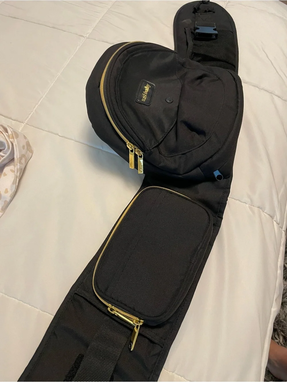 TushBaby hip carrier and the snug set